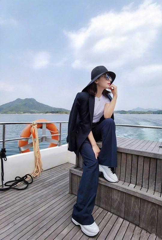Để ghi điểm cần chú ý tuân theo nguyên tắc phối màu 