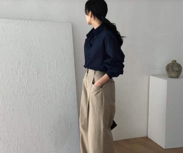 Những nàng yêu thích phong cách cá tính, năng động nên tham khảo ý tưởng diện đồ trên tới sở làm.