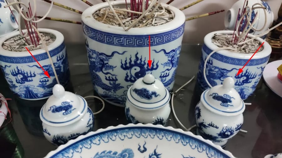 Hũ gạo, theo quan niệm dân gian, mang trong mình ý nghĩa linh thiêng, là cầu nối giữa thế hệ hiện tại với Link nhập code shbet https freecode shbet pages dev và thế giới tâm linh