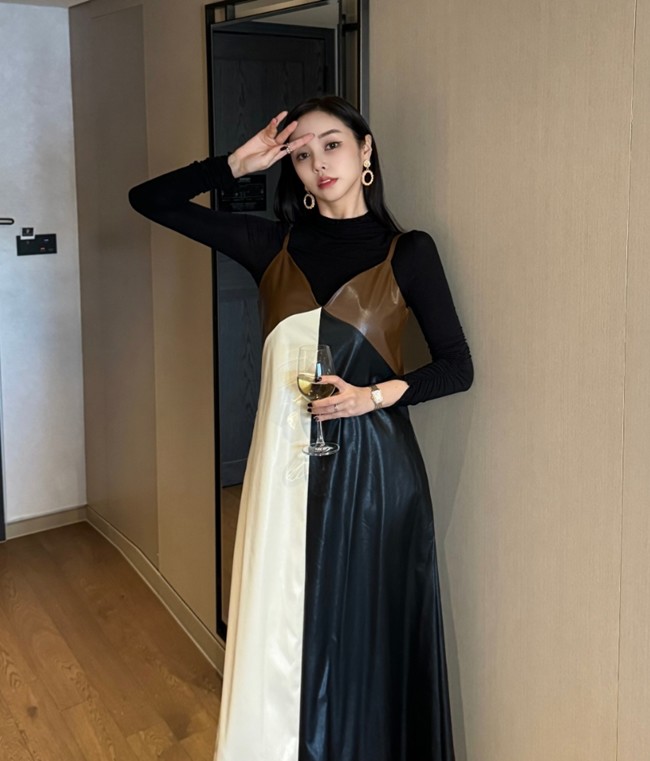 Với phái đẹp dành phần lớn thời gian ở công sở, Shbet999 com đăng nhập có quá nhiều màu sắc không thật sự tạo ra sự thanh lịch, sang trọng cần thiết.