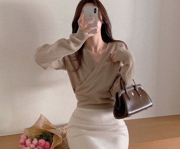 Bộ Shbet999 com đăng nhập này rất thích hợp cho những buổi dạo phố cùng bạn bè hoặc những ngày cuối tuần thư giãn.