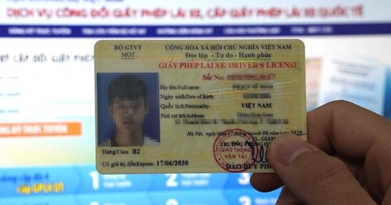 Trường hợp người SHBET 1000 World Cup bị mất GPLX bằng vật liệu PET, thì cá nhân đó sẽ không vi phạm lỗi “Không có GPLX” hoặc “Không mang theo GPLX”.