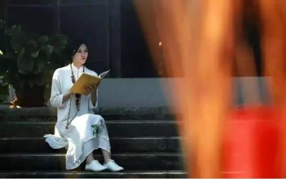 Gia đình là nơi cho ta cảm nhận sự yêu thương và gắn bó vô điều kiện. 