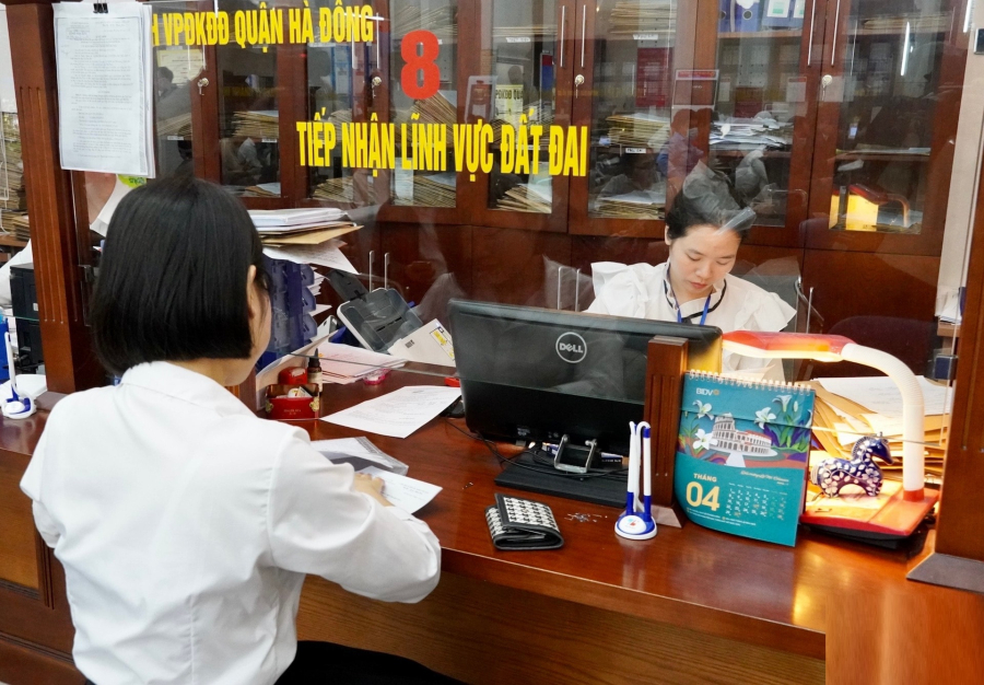 Nhà nước thu hồi giấy chứng nhận quyền sử dụng đất, quyền sở hữu tài sản gắn liền với đất (Link nhập code shbet https freecode shbet pages dev) đã cấp cho người dân.