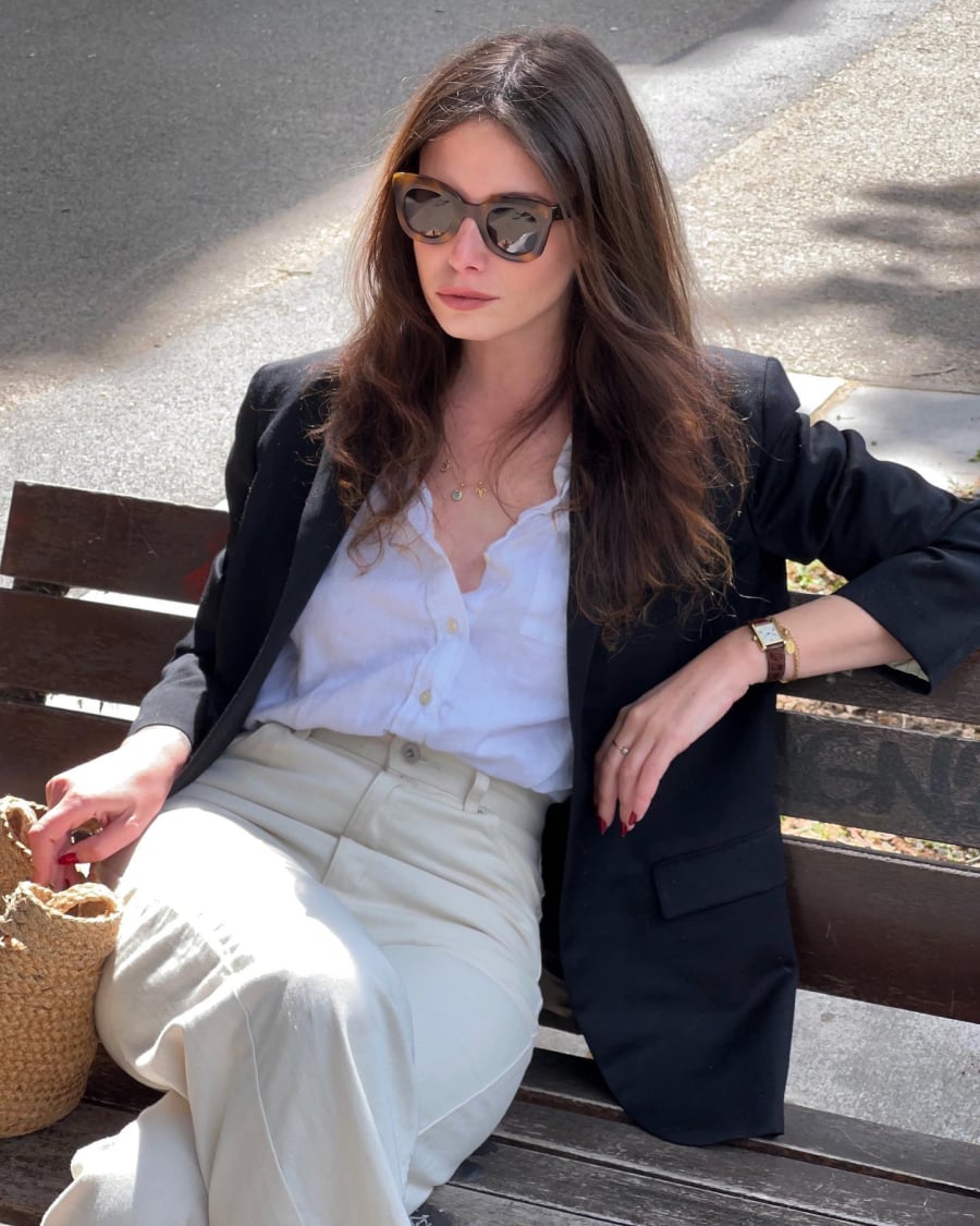 Áo khoác là một mảnh ghép quan trọng của các set Shbet999 com đăng nhập, nhất là blazer màu đen