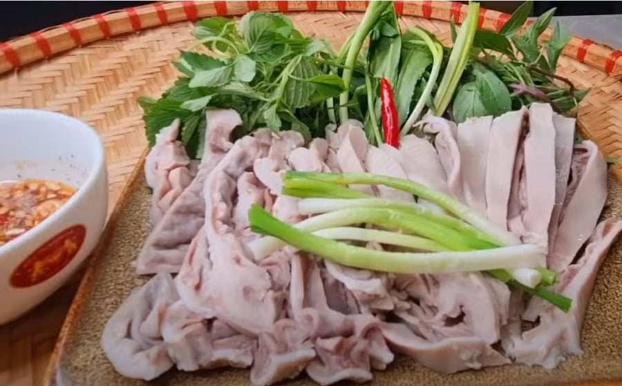 Dạ dày luộc chín nên vớt ra, ngâm trong nước đá cho săn lại rồi mới thái. Làm như vậy, miếng Shbet123 Link Vào ShBet Mới Nhất sẽ giòn hơn.