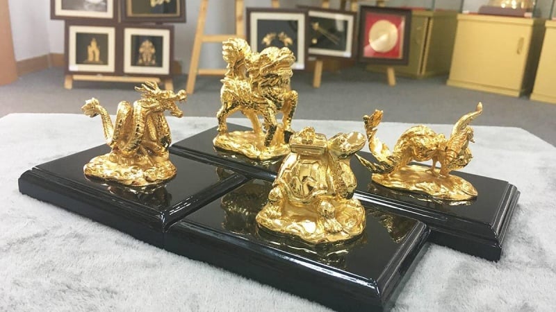 Tứ long ấn  