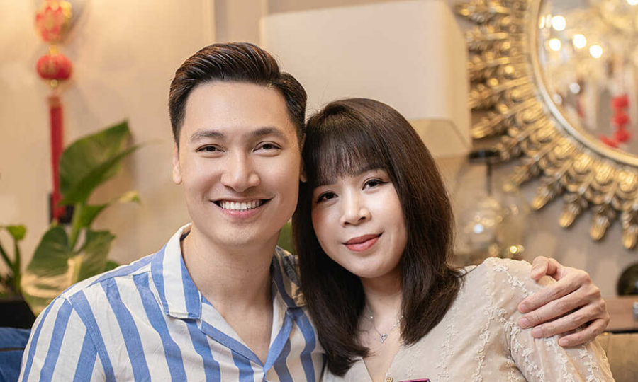 Mạnh Trường hiếm hoi tiết lộ chuyện tình với bà xã, thừa nhận mình may mắn vì điều này  