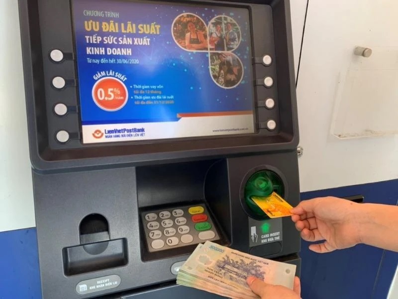 Trường hợp muốn rút hết toàn bộ số tiền trong thẻ ATM, khách hàng có một lựa chọn là hủy tài khoản.    