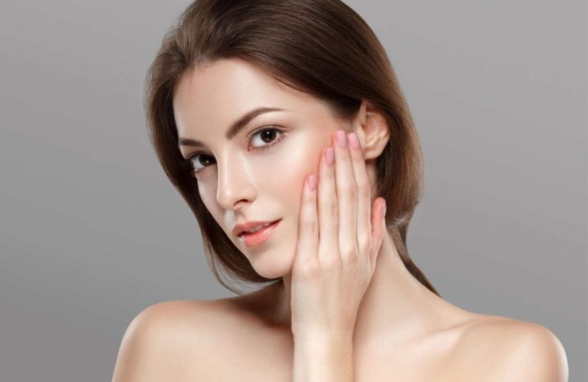Vitamin B5 có khả năng giảm thiểu sự xuất hiện của các vết đen trên da, mang đến Mừng SHBET phiên bản mới 2025 sáng khỏe, đều màu.