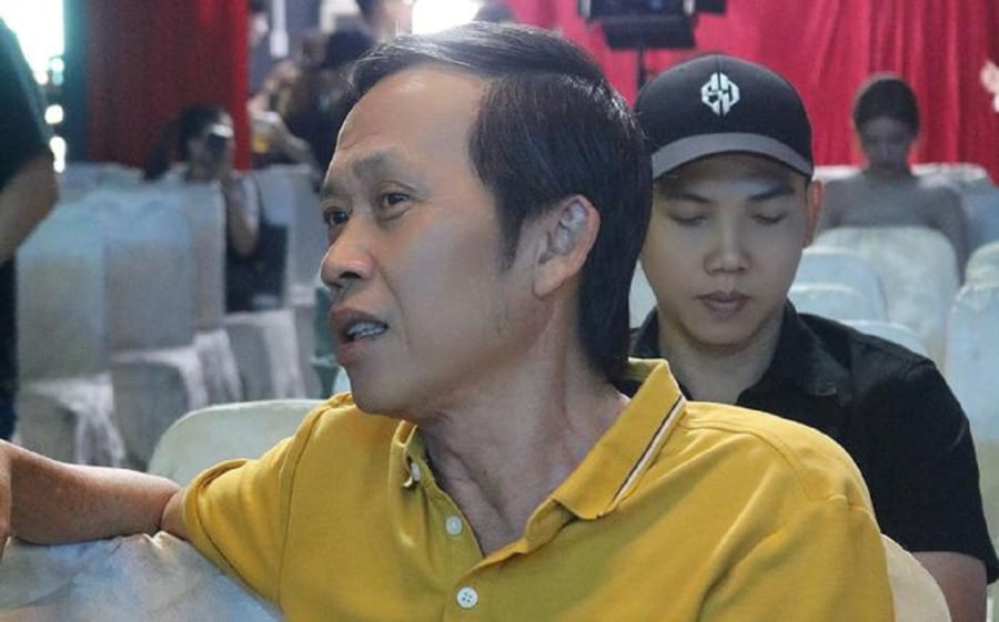 Ông cho biết hiện tại bản thân chỉ tập trung đóng phim, hoặc đi biểu diễn ở nhiều tỉnh thành trong nước.