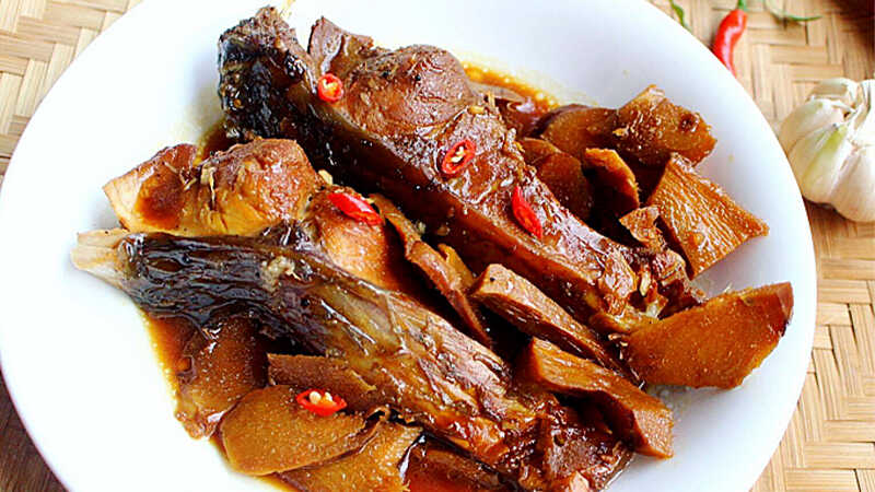 Cá trắm kho ngon