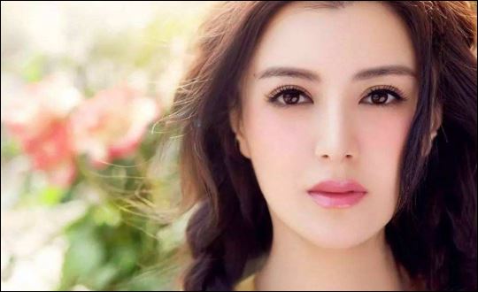 Thế nên khi có được người phụ nữ chung thủy, vì mình mà hi sinh thì họ sẽ yêu thương và cưng chiều hết mực. (ảnh minh họa)