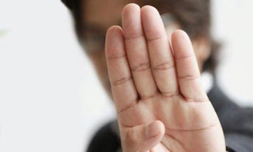 Đôi bàn tay to chẳng những có thể thu hút tài mà còn có thể tụ tài, tiền bạc kiếm được cũng chẳng phải là chuyện gì quá khó khăn. (ảnh minh họa)