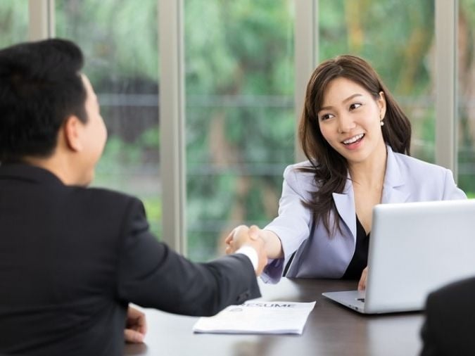 Có một câu nói hay: “Những người không tôn trọng bạn cũng không xứng đáng để bạn tôn trọng.”
