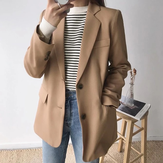 Thật không bất ngờ khi một chiếc áo khoác camel có thể có giá trị gấp mười lần so với những mẫu áo khác