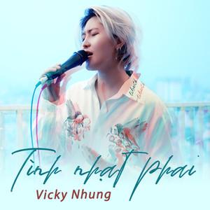 Theo lời khuyên của các chuyên gia phong thủy, màu tím đậm nên được kết hợp với màu trắng và vàng, đặc biệt trong không gian sinh hoạt chính