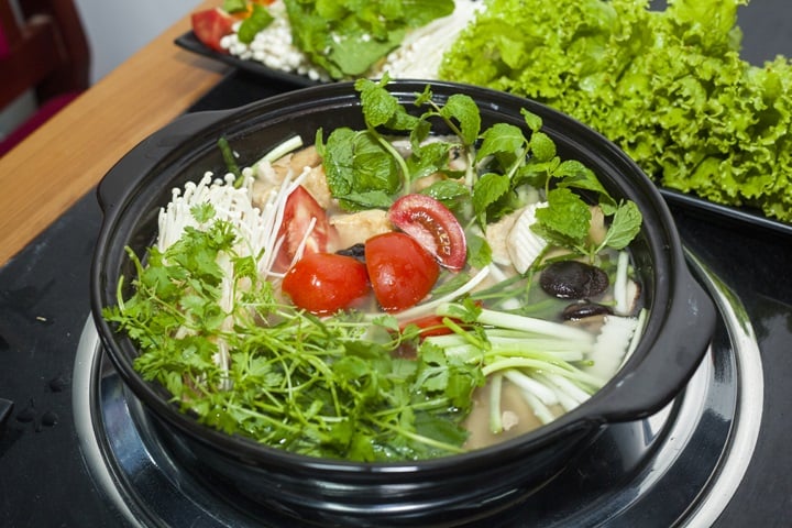 6 loại rau thèm mấy cũng đừng thả vào nồi nhúng lẩu kẻo nguy hại Sh88bet đăng ký miễn phí