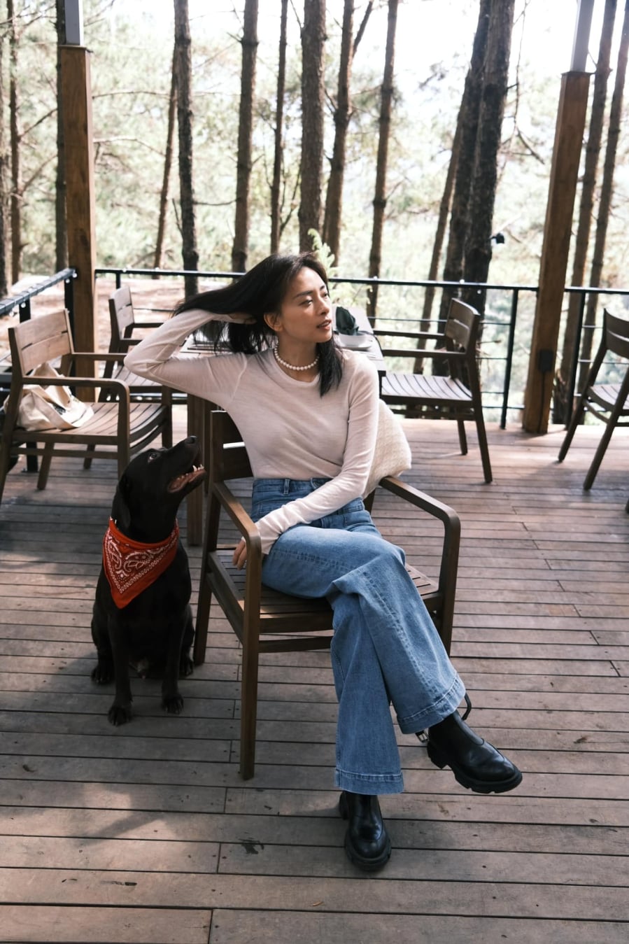 Quần jeans ống suông mang đến vẻ ngoài thời thượng và 