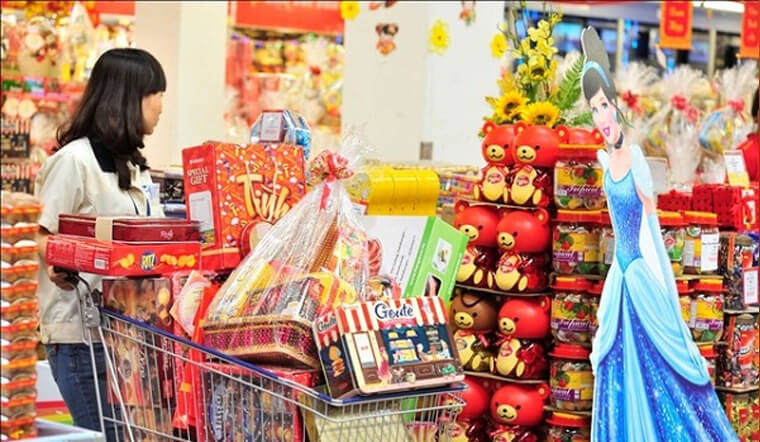 Nên sắm Tết những đồ gì vừa tiết kiệm vừa hữu dụng?