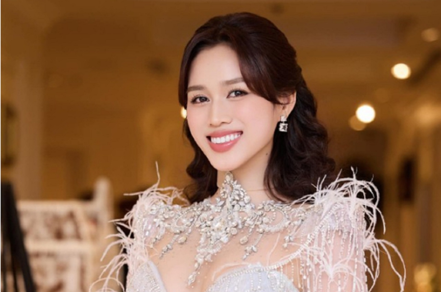 Hoa hậu Đỗ Thị Hà lên tiếng về thông tin chuẩn bị kết hôn   