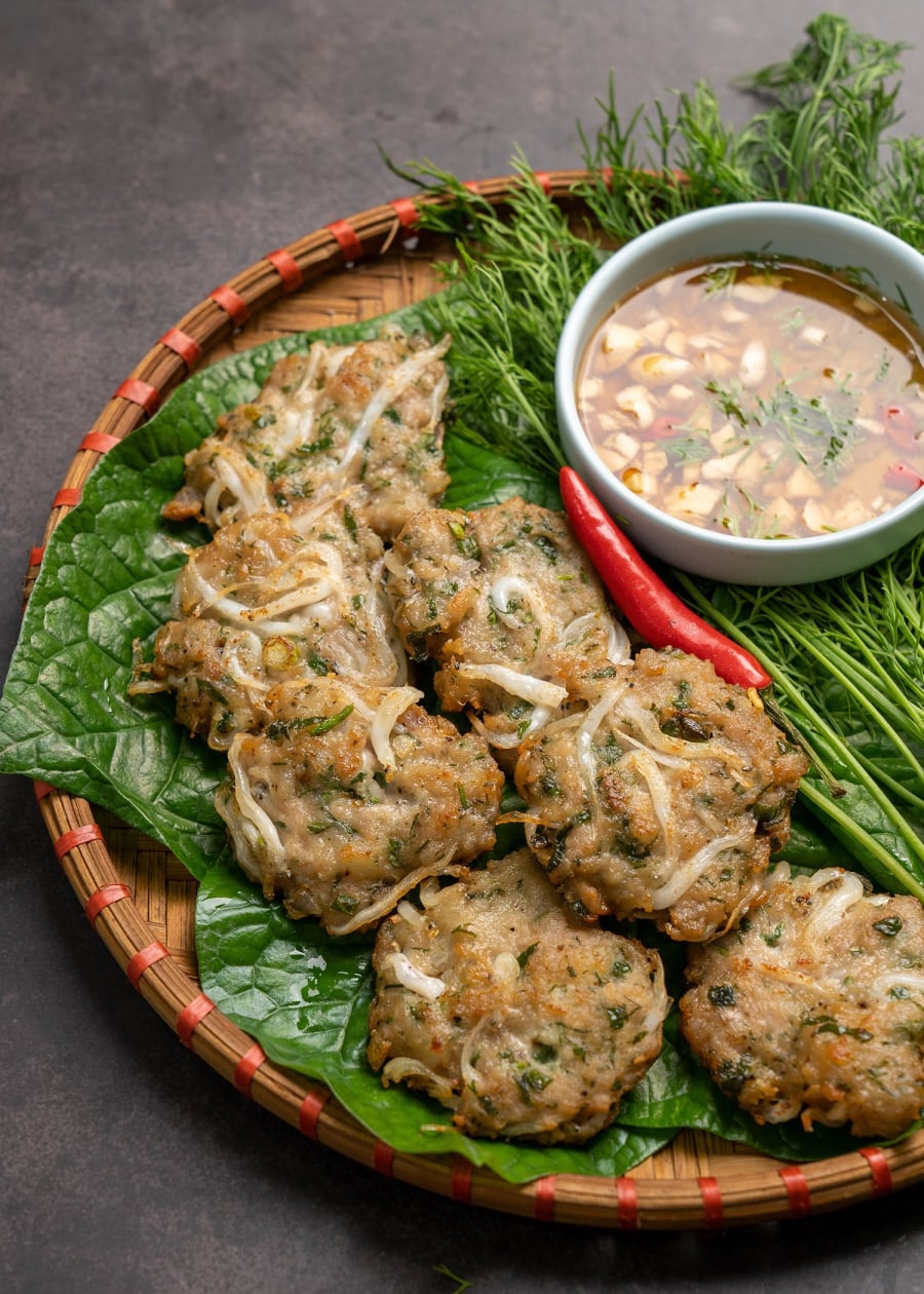 Món chả cá ngần có cách làm đơn giản, hương vị thơm ngọt, mềm dai.    