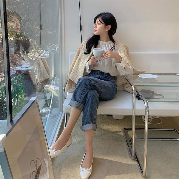 Giày búp bê là lựa chọn lý tưởng cho những ai yêu thích phong cách nữ tính.