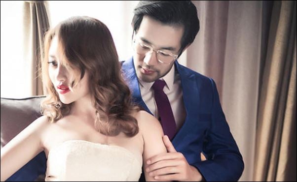 Đừng bao giờ có ý nghĩ tiền chồng là tiền mình. Hãy đối xử với bạn đời thật tôn trọng. (ảnh minh họa)