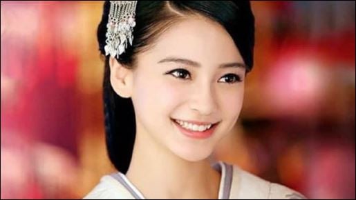 Phụ nữ cần nhớ, nhan sắc bạn thế nào, không quyết định liệu bạn có tự tin hay không. (ảnh minh họa)