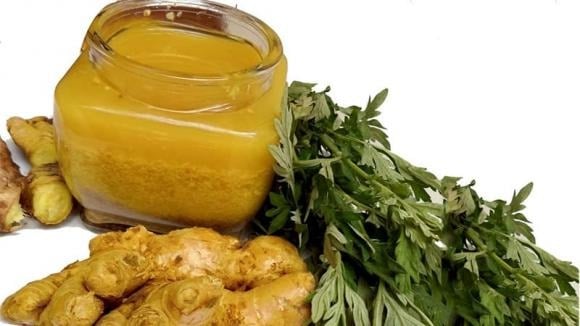 Theo truyền thống, người xưa tin rằng việc dùng nước rượu pha gừng để lau bàn thờ sẽ giúp thu hút tài lộc cho Shbet111 slot, casino, thể thao, xổ số.