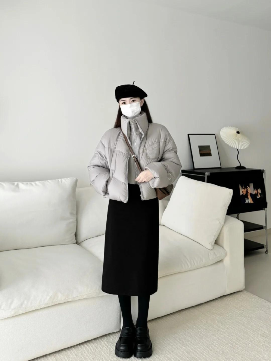 Trong mùa đông lạnh giá, áo phao dáng ngắn là người bạn đồng hành tuyệt vời