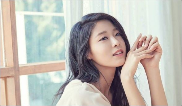 Phụ nữ hạnh phúc sẽ ngày càng xinh đẹp, vẫn ăn mặc cuốn hút như thuở còn con. (ảnh minh họa)