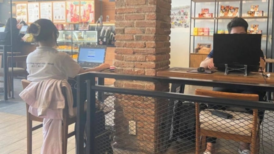 Tránh dùng wifi, máy công cộng chuyển tiền