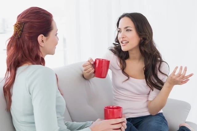  Phụ nữ khôn hiểu rõ những chuyện đã qua là quá khứ, không nên lãng phí thời gian vào nó. (ảnh minh họa)