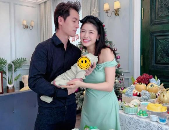 Vợ Đăng Khôi lên tiếng khi bị nói đẻ 3 con trai không tốt  
