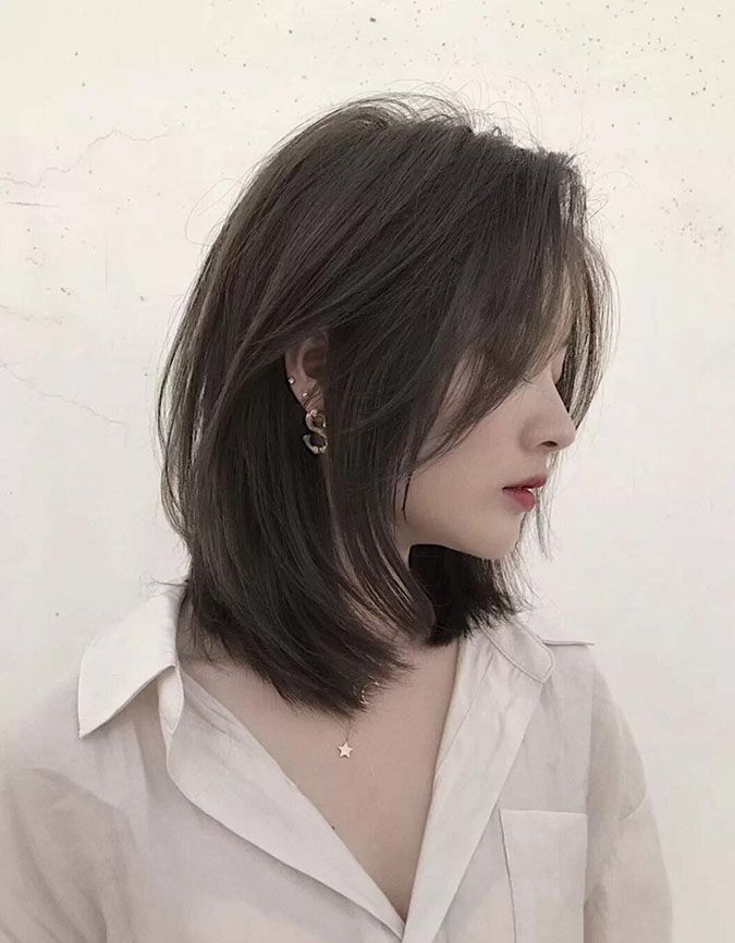 Kiểu tóc uốn cong mạnh mẽ rất thích hợp cho những ai mong muốn tạo thêm độ phồng và sự chuyển động tự nhiên cho tóc