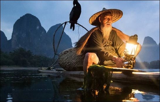 Lý do là người càng tỉnh táo càng nghiêm túc, bất luận là việc lớn hay nhỏ, đều cứ suy nghĩ. (ảnh minh họa)