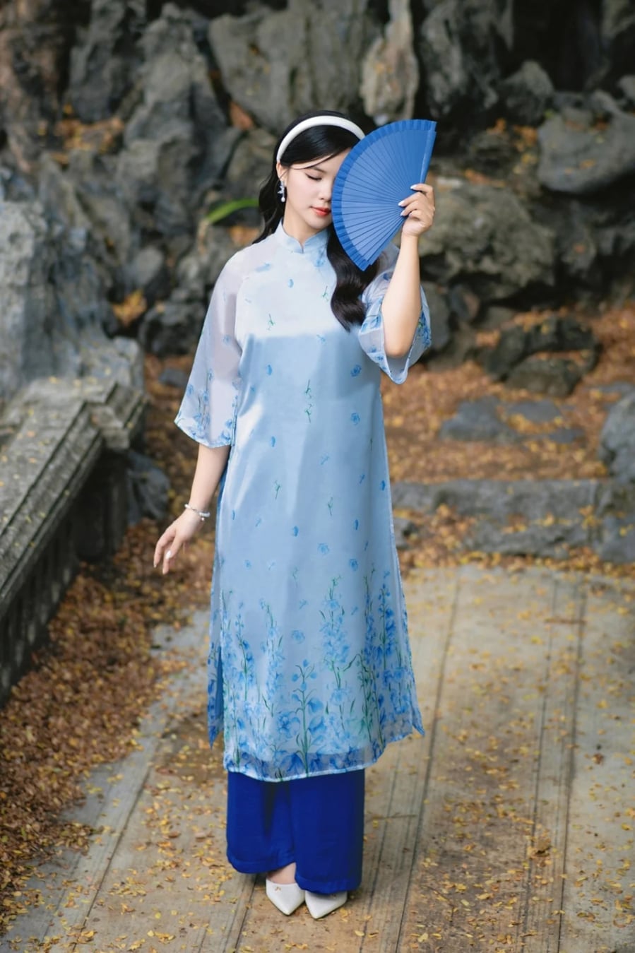 Màu sắc xanh là sự lựa chọn xuất sắc cho những ai muốn khẳng định phong cách nổi bật và trẻ trung