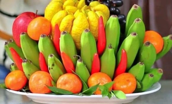Khi chọn chuối để thắp hương, người Việt thường ưu tiên nải chuối có số quả lẻ (như 13, 15, 17...) thay vì số quả chẵn (như 14, 16, 18...).