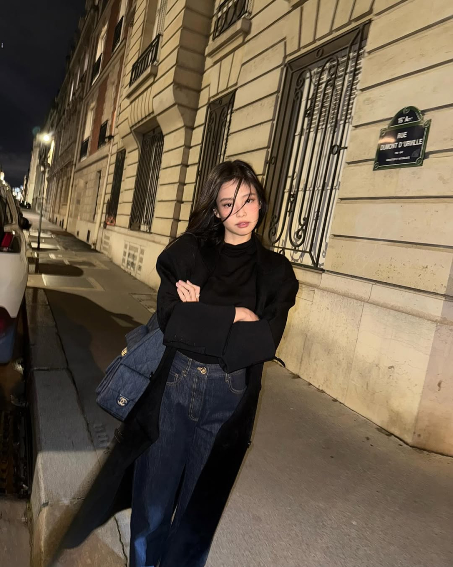 Đây là một trong những món đồ đặc trưng của phong cách “Parisian-chic”