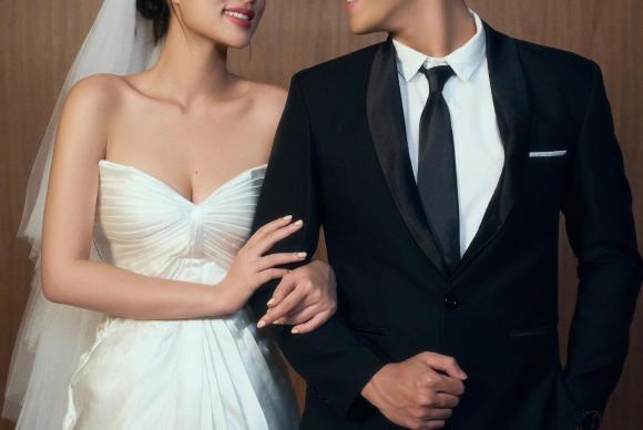 Hoa hậu Thiên Ân đăng tải loạt ảnh trong Shbet999 com đăng nhập váy cưới