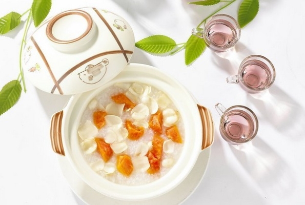 Cháo hạnh nhân không chỉ là một Shbet0099 cá cược trực tuyến ngon mà còn giúp nâng cao sức khỏe và có tác dụng phòng cúm