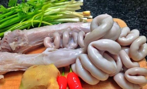 Ruột già lợn là một trong những Shbet0099 cá cược trực tuyến khoái khẩu của nhiều người, dù được khuyến cáo nên tiêu thụ hạn chế.