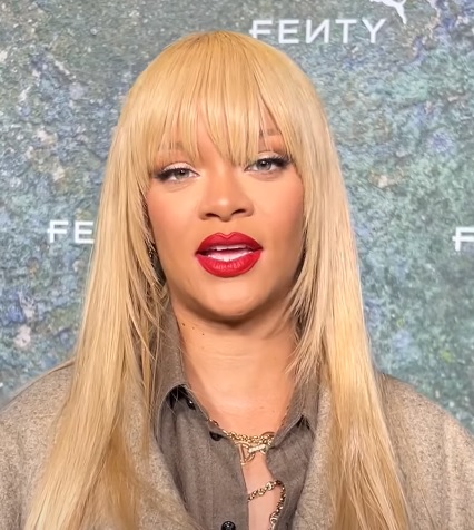 Rihanna đặc biệt chú trọng đến việc lựa chọn mỹ phẩm có thành phần an toàn