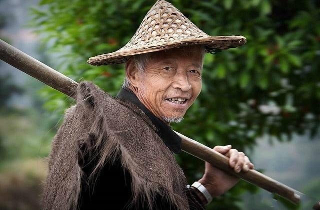 Những người này thường không tập trung làm việc nhưng lại hay than phiền về sự bất công trong Shbet16 chơi game trực tuyến.