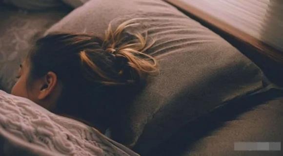 Đối với phụ nữ, một giấc ngủ chất lượng chính là chìa khóa giúp duy trì sức khỏe và sắc đẹp.    