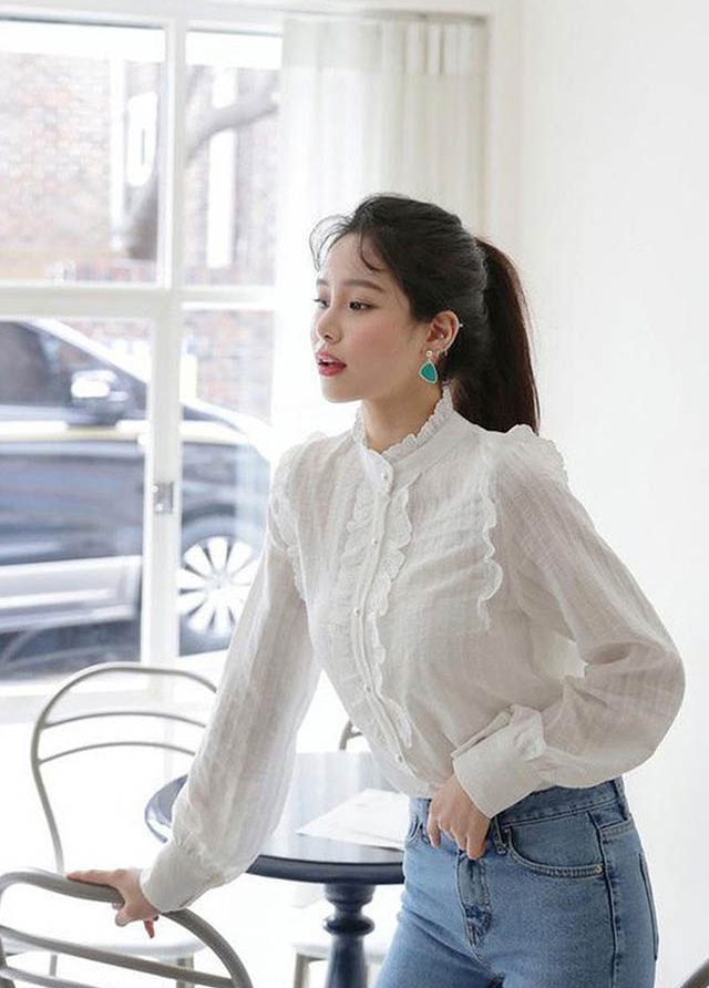 Chất liệu nhẹ nhàng như voan, chiffon thường được ưu tiên để tạo cảm giác thoải mái