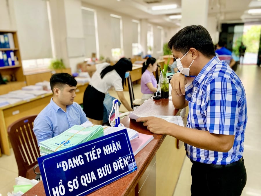 Trước ngày 31/3: Người tham gia đóng BHYT cập nhật số định danh cá nhân, ai không làm chỉ thiệt