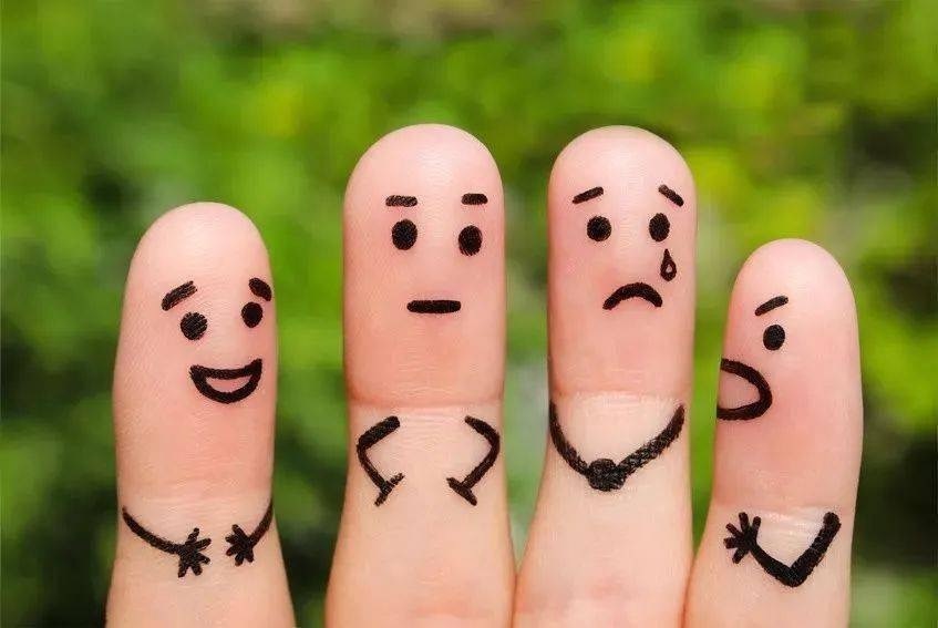 Kiểu người đạo đức giả có thể không nhận ra sự trưởng thành thực sự chính là cách học đứng thẳng trong mưa gió. (ảnh minh họa)