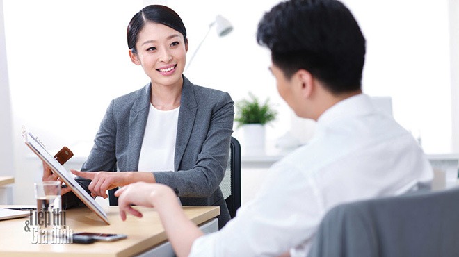 Nhiều người vô thức kể về thành tựu của mình khi trò chuyện, nghĩ rằng điều đó giúp họ được công nhận và tôn trọng.